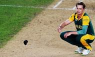 Steyn distraught after failing to defend 12 runs in the semi-finals of 2015 WC